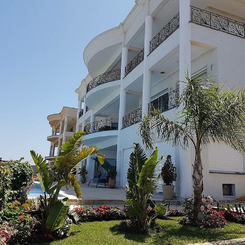 Location-ou-vente-d'une-belle-villa-meublé-sur-Tanger