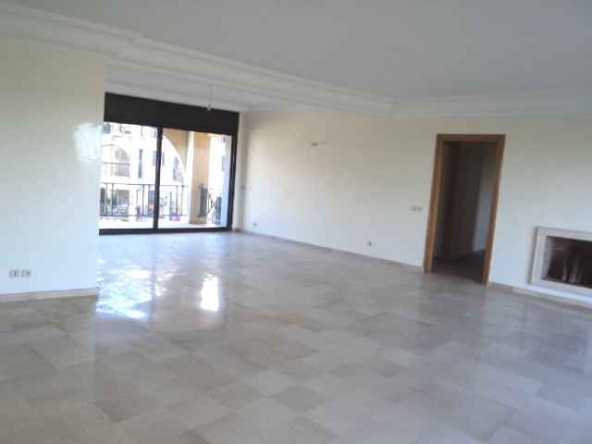 Bel-appartement-en-location-Ain Diab